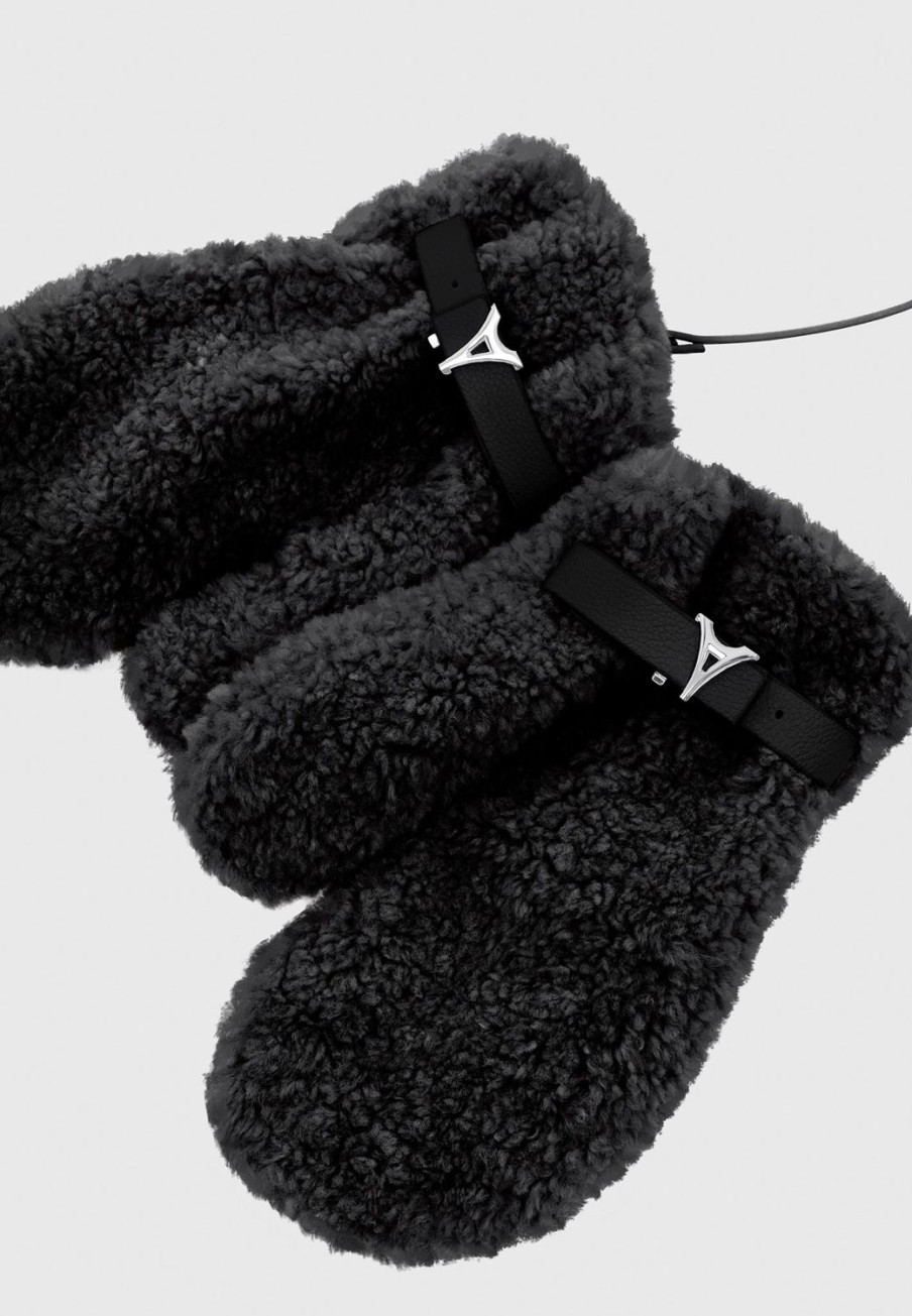 Maniere De Voir Eiffel Plush Mittens And Vegan Leather And Plush Puffer Scarf Set - Bl | Gloves